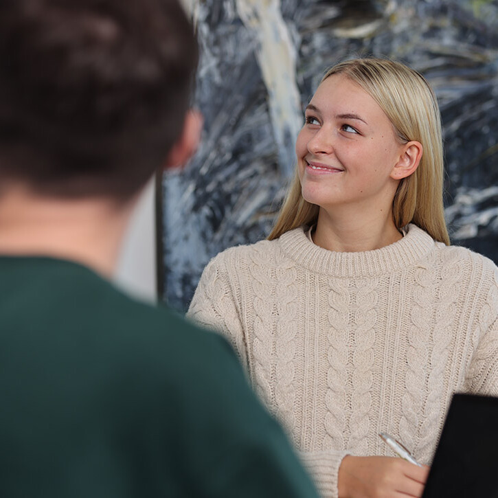 Ausbildung als Kauffrau/-mann im Einzelhandel Auszubildende im Einzelhandel
